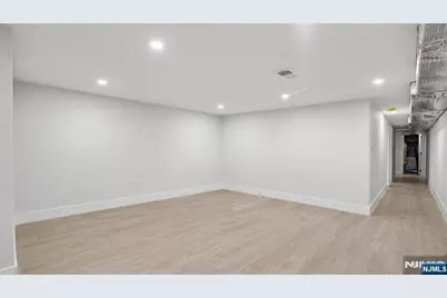135 Bergen Avenue, Kearny, NJ 07032 - Photo 26