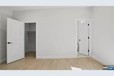 135 Bergen Avenue, Kearny, NJ 07032 - Photo 20