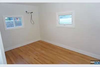 236-238 Stuyvesant 3 #3, Lyndhurst Township, NJ 07071 - Photo 4