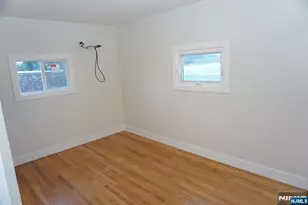 236-238 Stuyvesant 3, Lyndhurst Township, NJ 07071 - Photo 4