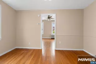 522 26th St, Union City, NJ 07087 - Photo 6