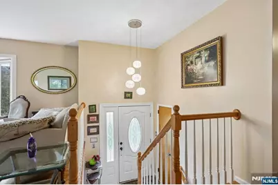347 Alan Drive, Paramus, NJ 07652 - Photo 4