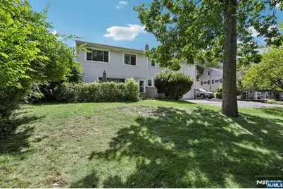 347 Alan Drive, Paramus, NJ 07652 - Photo 30