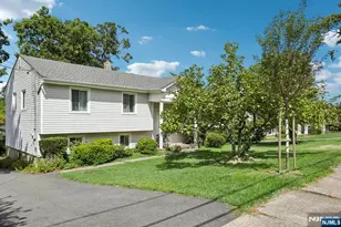 347 Alan Dr, Paramus, NJ 07652 - Photo 2