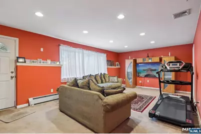 347 Alan Drive, Paramus, NJ 07652 - Photo 22