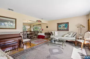 347 Alan Dr, Paramus, NJ 07652 - Photo 8