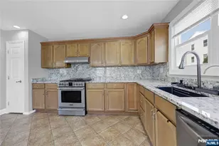 133 Summit Ave, Elmwood Park, NJ 07407 - Photo 20