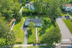 10 Knickerbocker Rd, Demarest, NJ 07627 - Photo 6