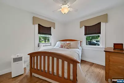 10 Knickerbocker Road, Demarest, NJ 07627 - Photo 32