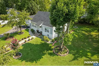 10 Knickerbocker Road, Demarest, NJ 07627 - Photo 12