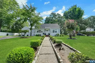 10 Knickerbocker Rd, Demarest, NJ 07627 - Photo 12
