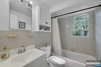 10 Knickerbocker Road, Demarest, NJ 07627 - Photo 20