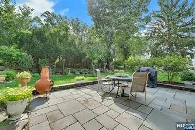 10 Knickerbocker Road, Demarest, NJ 07627 - Photo 16