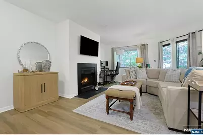 136 Mulberry Road 6 #6, Ramsey, NJ 07446 - Photo 6