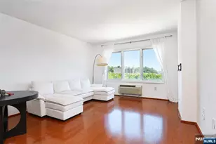 3308 City Pl, Edgewater, NJ 07020 - Photo 8