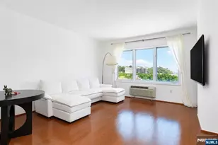 3308 City Pl, Edgewater, NJ 07020 - Photo 10