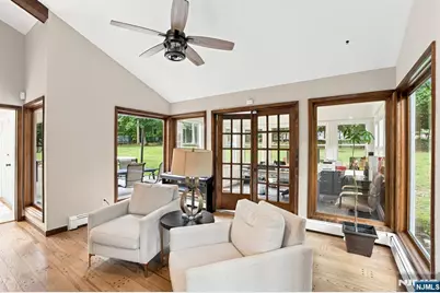 7 Sleepy Hollow Road, Saddle River, NJ 07458 - Photo 6