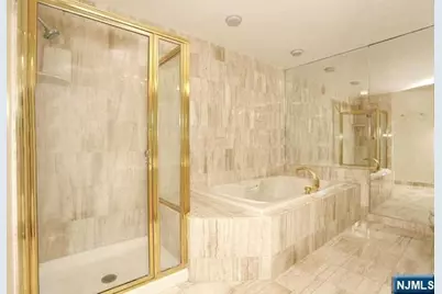 255 Westervelt Lane, Mahwah, NJ 07430 - Photo 18
