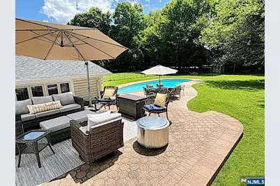 593 Westwood Avenue, River Vale Township, NJ 07675 - Photo 36