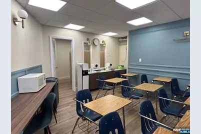 217 Main Street 217 A &amp; 217 C #217 A &amp; 217 C, Fort Lee, NJ 07024 - Photo 12