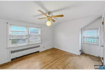 98 Baldwin Place, Bloomfield, NJ 07003 - Photo 38