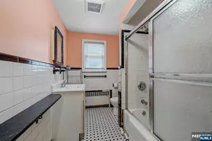 98 Baldwin Pl, Bloomfield, NJ 07003 - Photo 36