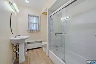 98 Baldwin Pl, Bloomfield, NJ 07003 - Photo 16