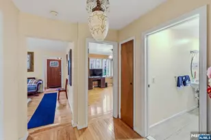 98 Baldwin Pl, Bloomfield, NJ 07003 - Photo 10