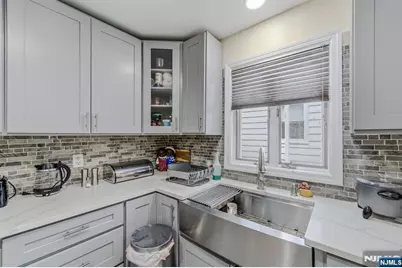 98 Baldwin Place, Bloomfield, NJ 07003 - Photo 22