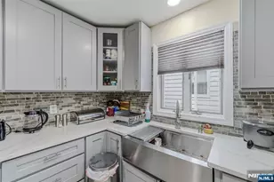 98 Baldwin Pl, Bloomfield, NJ 07003 - Photo 22