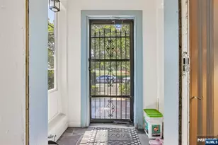 30-34 Somme St, Newark, NJ 07105 - Photo 4