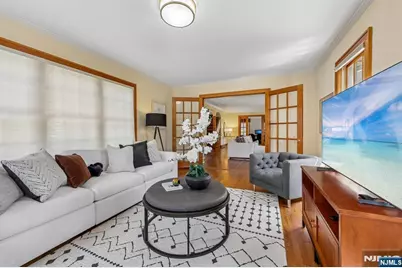 402 Mountain Avenue, Ridgewood, NJ 07450 - Photo 12