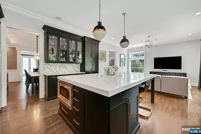 100 Heights Lane, Tenafly, NJ 07670 - Photo 14