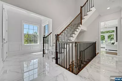 100 Heights Lane, Tenafly, NJ 07670 - Photo 4