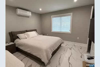 475 Oakdene Avenue 1 #1, Cliffside Park, NJ 07010 - Photo 10
