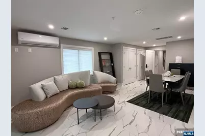 475 Oakdene Avenue 1 #1, Cliffside Park, NJ 07010 - Photo 2