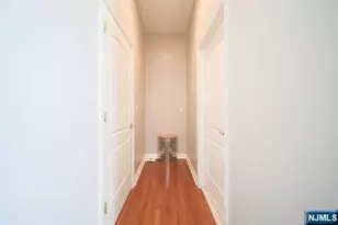 148 Hudson Cove 148, Edgewater, NJ 07020 - Photo 18