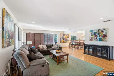 646 Teaneck Road, Teaneck Township, NJ 07666 - Photo 8