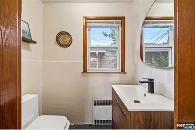 639 6th Street, Carlstadt, NJ 07072 - Photo 12