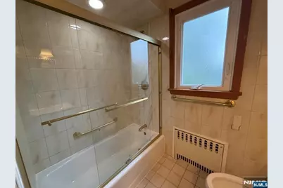 649 Oakdene Avenue 1 #1, Ridgefield, NJ 07657 - Photo 12