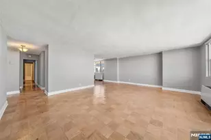 6040 Blvd East 34J, West New York, NJ 07093 - Photo 6