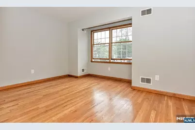 196 W Madison Avenue 7B #7B, Dumont, NJ 07628 - Photo 20
