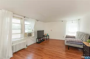 39 Midland Ave 2, Montclair, NJ 07042 - Photo 10