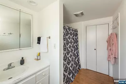 39 Midland Avenue 2 #2, Montclair, NJ 07042 - Photo 20