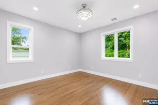 506 Undercliff Ave, Edgewater, NJ 07020 - Photo 20