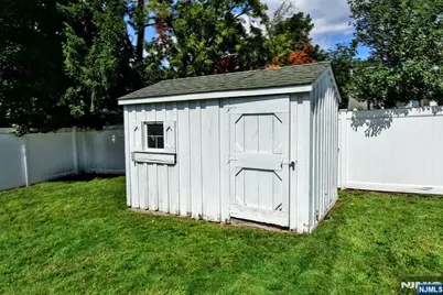 420 Prospect Avenue, Bergenfield, NJ 07621 - Photo 8