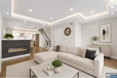 506 Undercliff Avenue, Edgewater, NJ 07020 - Photo 6