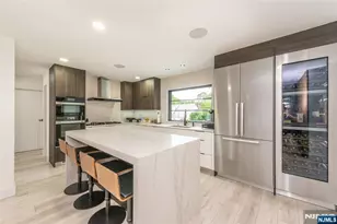920 Phelps Rd, Teaneck Township, NJ 07666 - Photo 4