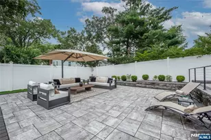 920 Phelps Rd, Teaneck Township, NJ 07666 - Photo 16