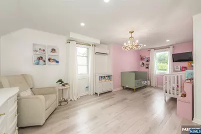 920 Phelps Road, Teaneck Township, NJ 07666 - Photo 10